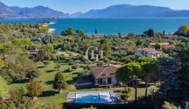 Вилла за 1 950 000 евро у озера Гарда, Италия