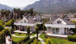 Вилла за 3 387 евро за месяц в Кемере, Турция