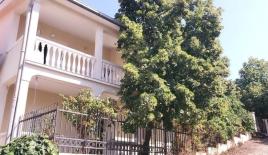 Дом за 220 000 евро в Добра Воде, Черногория