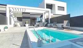 Коттедж за 246 000 евро в Куните, Испания