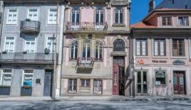 Коммерческая недвижимость за 1 700 000 евро в Порту, Португалия