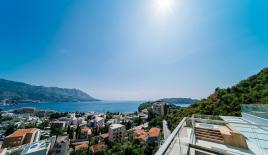 Пентхаус за 700 000 евро в Бечичи, Черногория