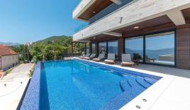 Вилла за 2 310 000 евро в Тивате, Черногория