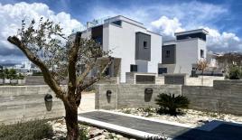 Вилла за 640 000 евро в Хлораке, Кипр