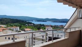 Квартира за 470 000 евро в Тивате, Черногория