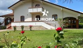 Вилла за 595 000 евро в Ареццо, Италия