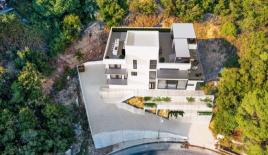 Квартира за 630 000 евро в Херцег-Нови, Черногория