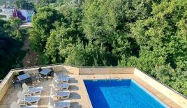 Отель, гостиница за 1 600 000 евро в Добра Воде, Черногория