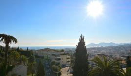 Вилла за 8 450 евро за неделю в Каннах, Франция