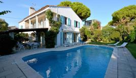 Вилла за 6 800 евро за неделю в Антибе, Франция