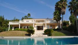 Вилла в Антибе, Франция (цена по запросу)