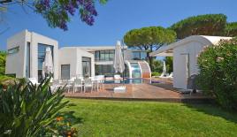 Вилла в Сен-Тропе, Франция (цена по запросу)