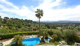 Вилла за 8 000 евро за неделю в Мужене, Франция