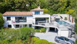 Вилла в Каннах, Франция (цена по запросу)