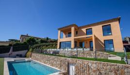 Вилла за 4 160 евро за неделю в Гольф-Жуан, Франция