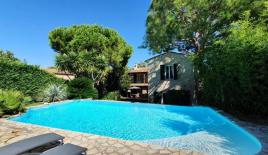 Вилла за 6 500 евро за неделю в Антибе, Франция