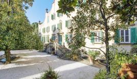 Особняк за 1 900 000 евро в Массарозе, Италия