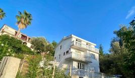 Дом за 325 000 евро в Добра Воде, Черногория