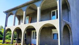 Дом за 127 000 евро в Никшиче, Черногория