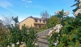 Вилла за 480 000 евро в Орвието, Италия