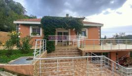 Вилла за 250 000 евро в Зеленике, Черногория