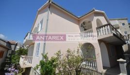 Вилла за 320 000 евро в Игало, Черногория