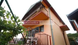 Вилла за 170 000 евро в Игало, Черногория