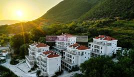 Апартаменты за 650 000 евро в Кумборе, Черногория