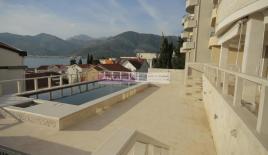 Апартаменты за 473 000 евро в Тивате, Черногория