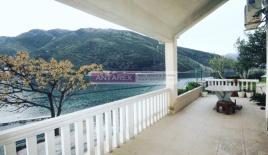 Вилла за 1 470 000 евро в Лепетани, Черногория