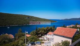 Апартаменты за 275 000 евро в Бигово, Черногория