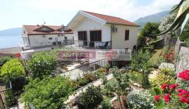 Вилла за 380 000 евро в Зеленике, Черногория