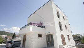 Апартаменты за 368 000 евро в Тивате, Черногория