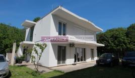 Вилла за 250 000 евро в Зеленике, Черногория