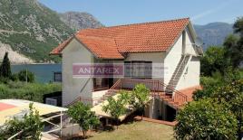 Вилла за 350 000 евро в Костанице, Черногория