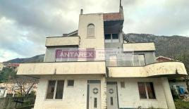 Вилла за 800 000 евро в Прчани, Черногория