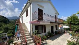 Вилла за 275 000 евро в Херцег-Нови, Черногория