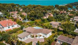 Вилла за 13 000 евро за неделю в Антибе, Франция