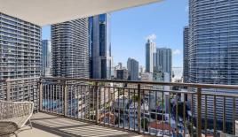 Квартира за 646 336 евро в Майами, США