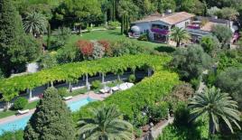 Вилла в Каннах, Франция (цена по запросу)