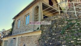 Вилла за 110 000 евро в Херцег-Нови, Черногория