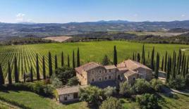 Поместье за 3 800 000 евро в Монтальчино, Италия