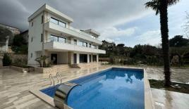 Вилла за 2 600 000 евро в Баре, Черногория