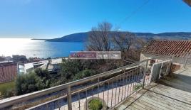 Вилла за 780 000 евро в Херцег-Нови, Черногория