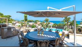 Вилла за 50 000 евро за месяц в Сан-Феличе-Чирчео, Италия