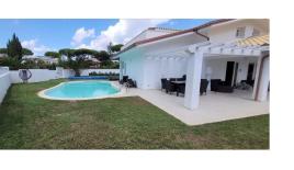 Вилла за 1 300 000 евро в Сан-Феличе-Чирчео, Италия