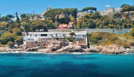 Вилла в Каннах, Франция (цена по запросу)