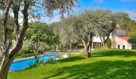 Вилла за 2 200 000 евро в Мужене, Франция