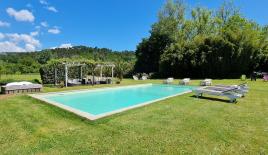 Дом за 1 550 000 евро в Лукке, Италия