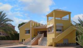 Вилла за 780 000 евро в Картахене, Испания